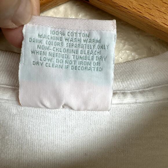 Vintage Grits Shirt Size Medium White Single Stitch Southern Girls Love To Beach - Picture 4 of 11